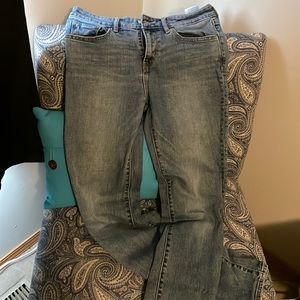 Levis jeans